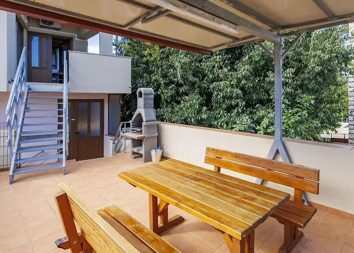 Pintur By Interhome Apartmán